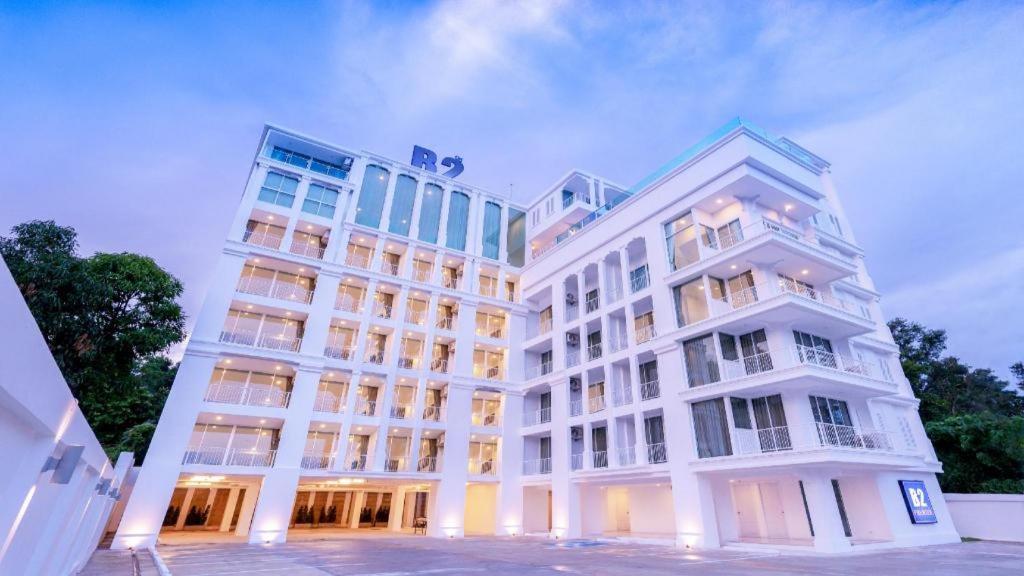 B2 Phuket Premier Hotel Patong المظهر الخارجي الصورة